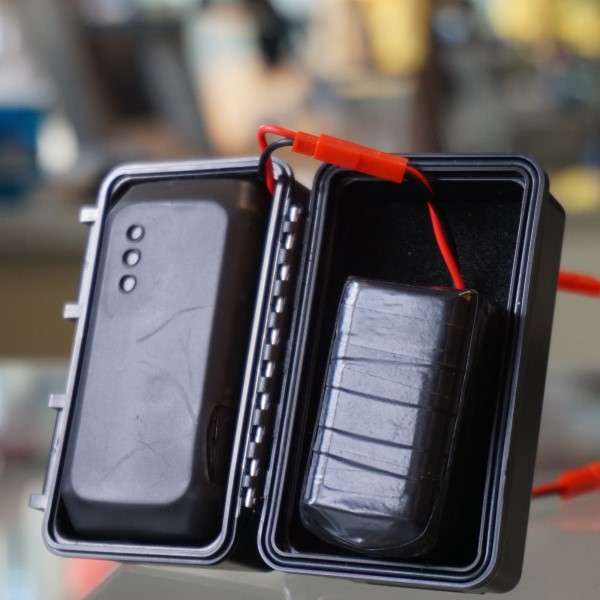GPS-Tracking-Devices.jpg